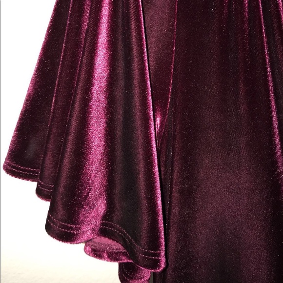 Velvet Dress - Picture 5 of 5